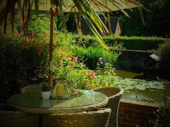 The Blackboys Inn Framfield Экстерьер фото