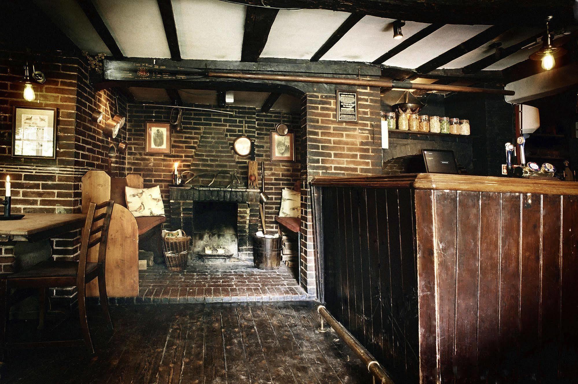 The Blackboys Inn Framfield Экстерьер фото